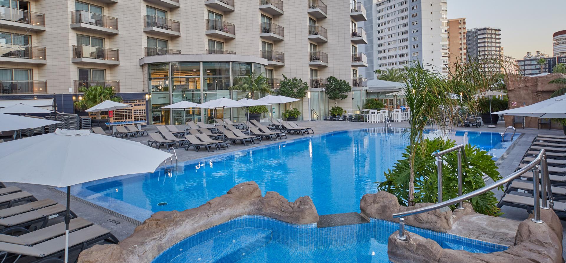 HOTEL SERVICES & AMENITIES