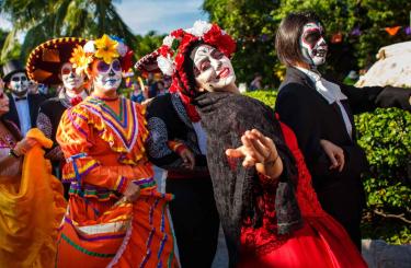 Day of the Dead Gallery Day of the Dead sandos caracol