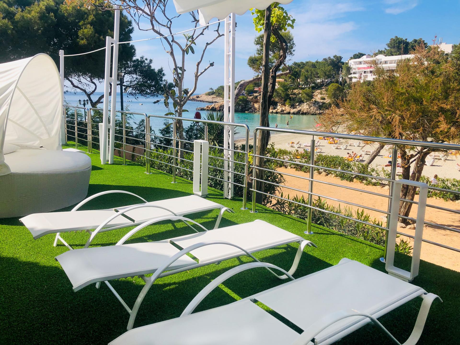 Royal Elite Beach Bar at Sandos El Greco