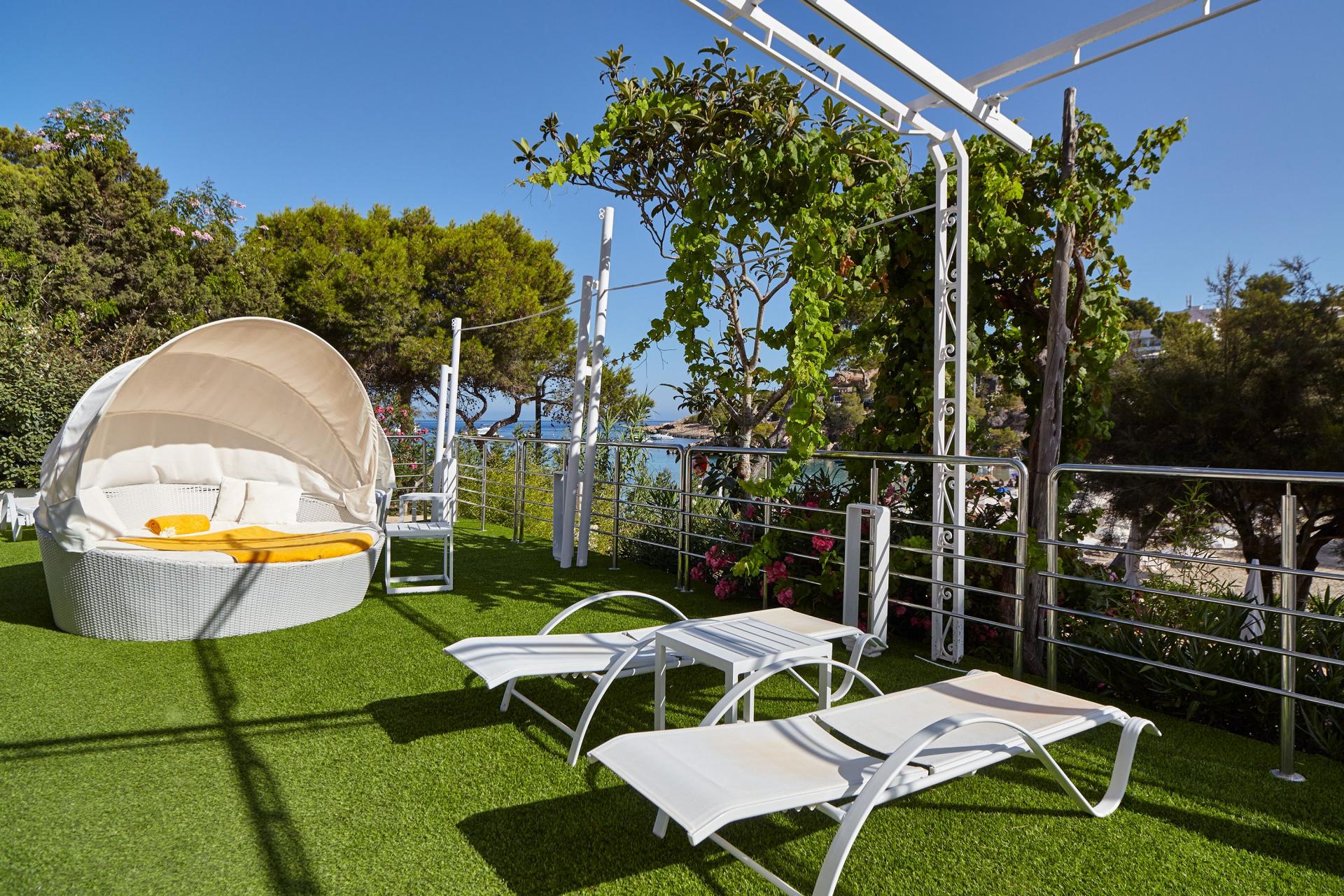 ROYAL ELITE BEACH CLUB