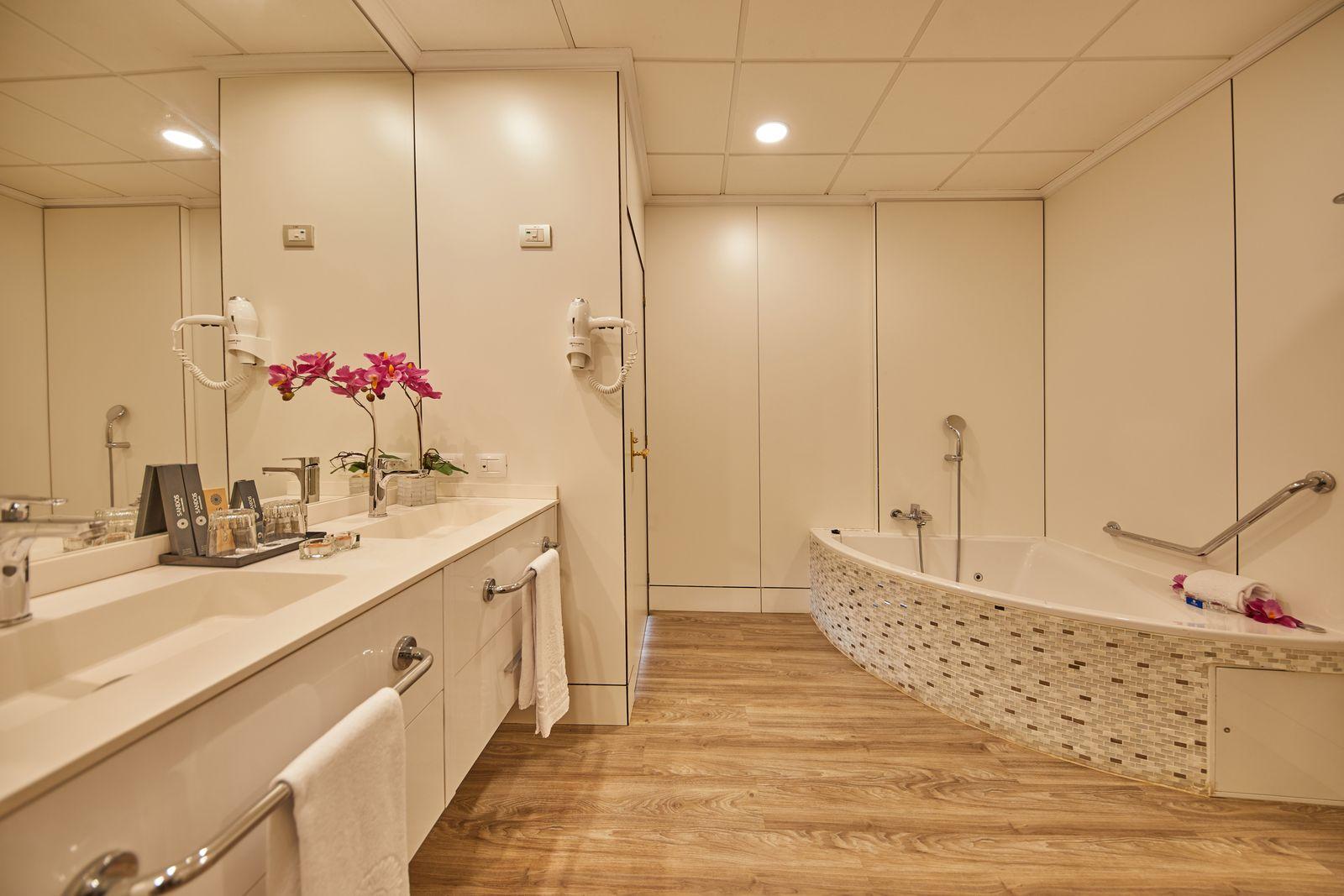 ROYAL ELITE JUNIOR SUITE