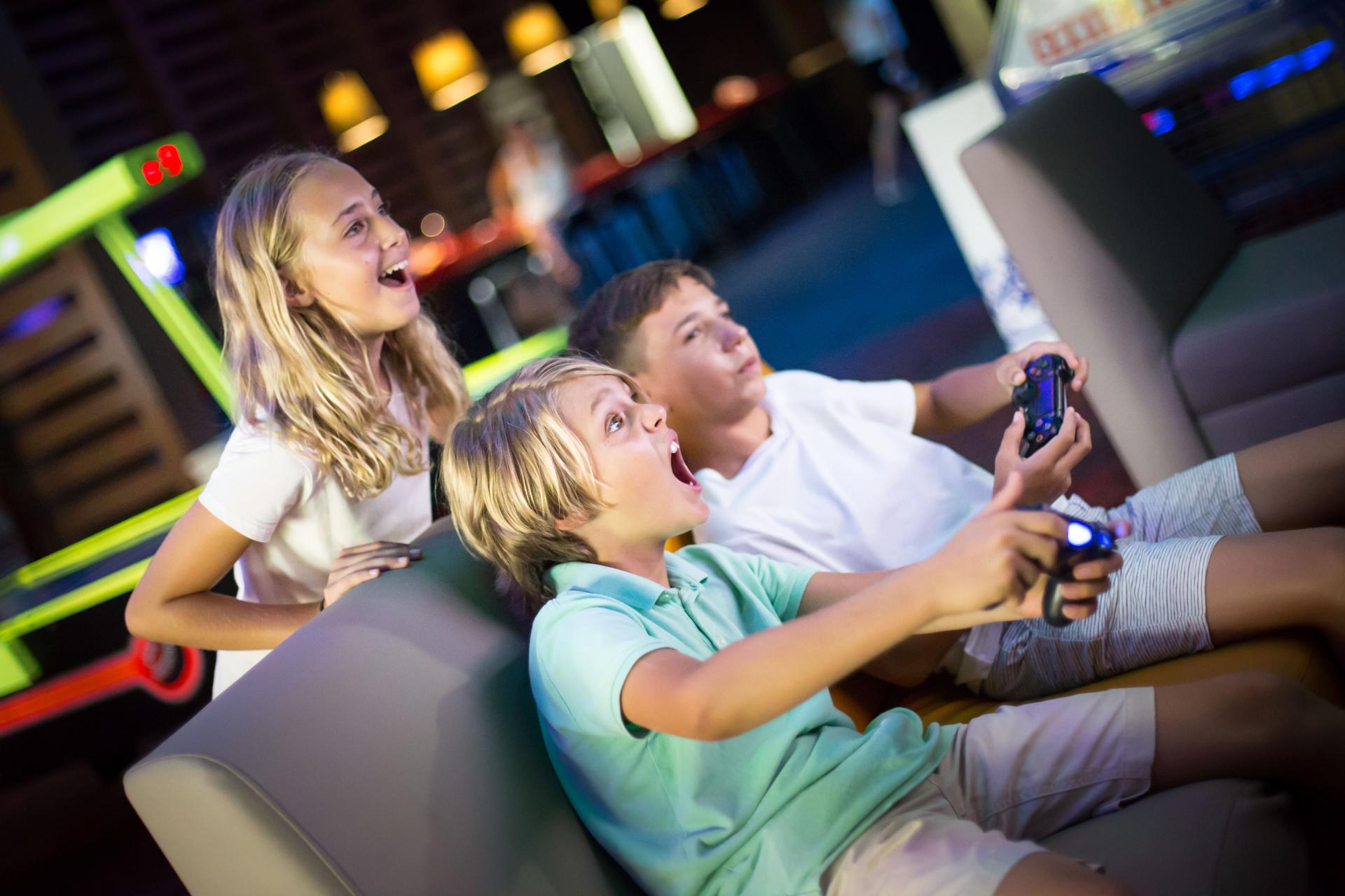 Sandos Playacar Teens Club