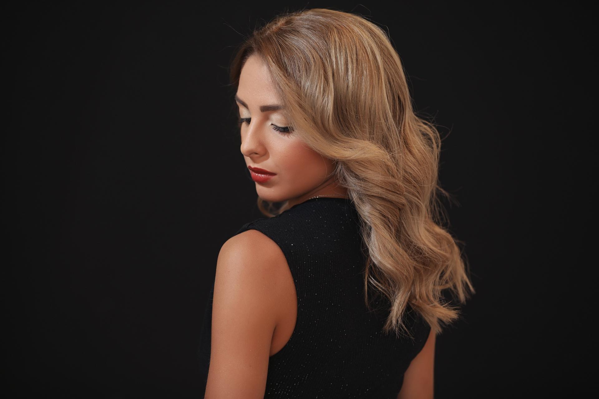 Outglow Beauty Salon