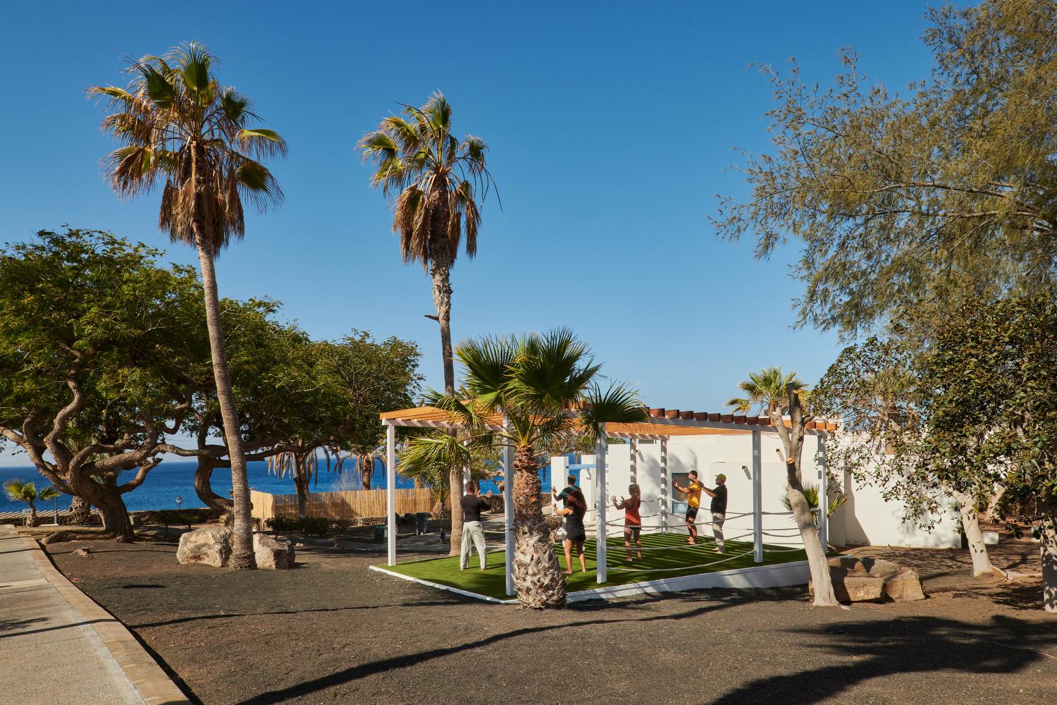 OCEAN & VOLCANO EXPERIENCE