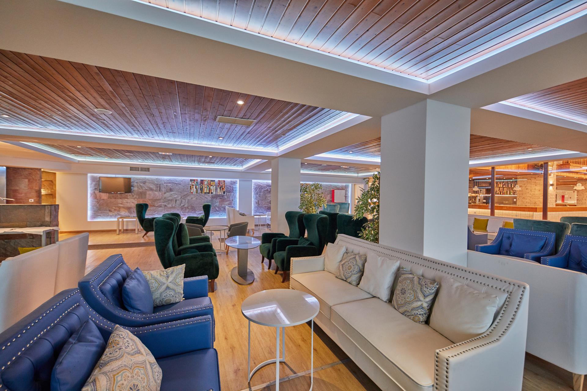 Royal Elite for Adults